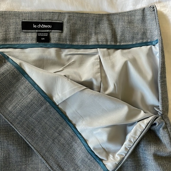 Le Chateau Women’s Size 3/4 Pencil/Midi Skirt - Picture 3 of 5